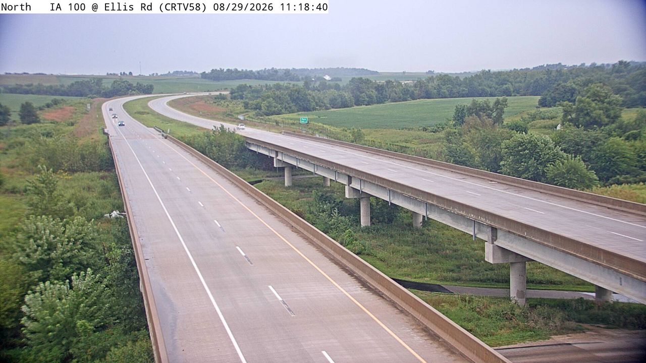 IA 100 @ MM 3.1 (Ellis Rd) live camera view