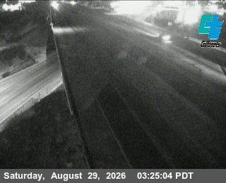 120 - NB SR 99 16th St live camera view