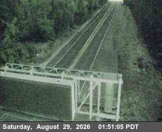166 - EB 4 E/O SR 99 live camera view