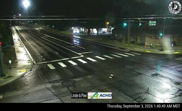 Linder & Pine live camera view