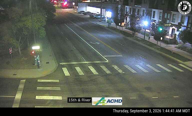 15th & River live camera view