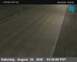(C 129) I-5 : Just North Of I-8_B live camera view