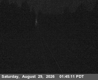 US-101 : North Of SR-197 - Looking North (C015) live camera view