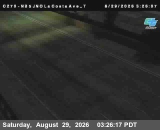 (C270) I-5 : NB Just North of La Costa Ave Top live camera view