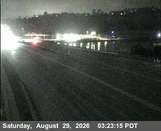 (C512) I-5 : SB North of Lomas Santa Fe B live camera view