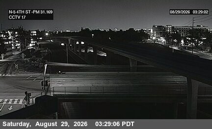 I-5 : (17) 4th Street live camera view