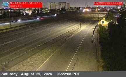 I-5 : (111) Katella Avenue live camera view