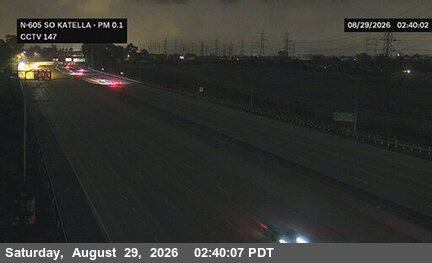 I-605 : (147) S/O Katella Avenue live camera view