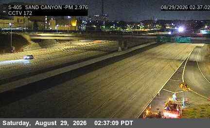 I-405 : (172) Sand Canyon live camera view