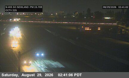 I-405 : (225) South of Newland Street live camera view