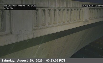 I-5 : (524) Chapman & Rampart live camera view