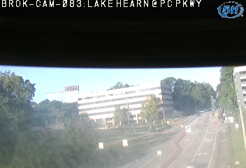 Perimeter Center Pky at Lake Hearn live camera view