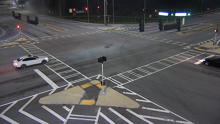 CLAY-016_111023: SR 3/Old Dixie Rd at Conley Rd (CLAYTON) live camera view