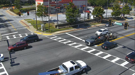 CLAY-062_081033: SR 85 at Roberts Dr (CLAYTON) live camera view