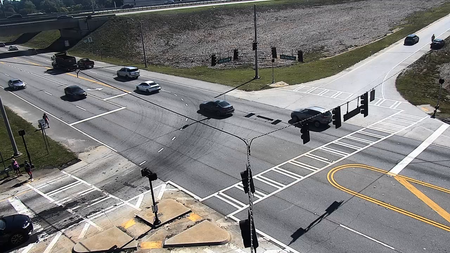 CLAY-130_052033: SR 138 at I-675 SB (CLAYTON) live camera view