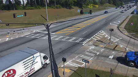 CLAY-161_052053: SR 138 at I-75 NB (HENRY) live camera view
