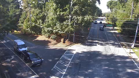 Mt Vernon Rd at Tilly Mill Rd live camera view