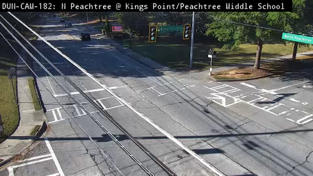 N Peachtree Rd at Kings Point Dr live camera view