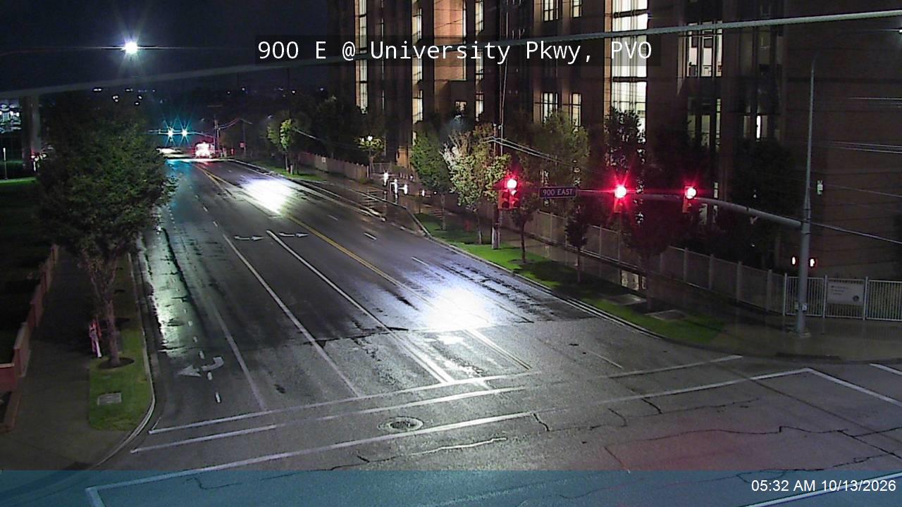 900 E @ University Pkwy, PVO live camera view