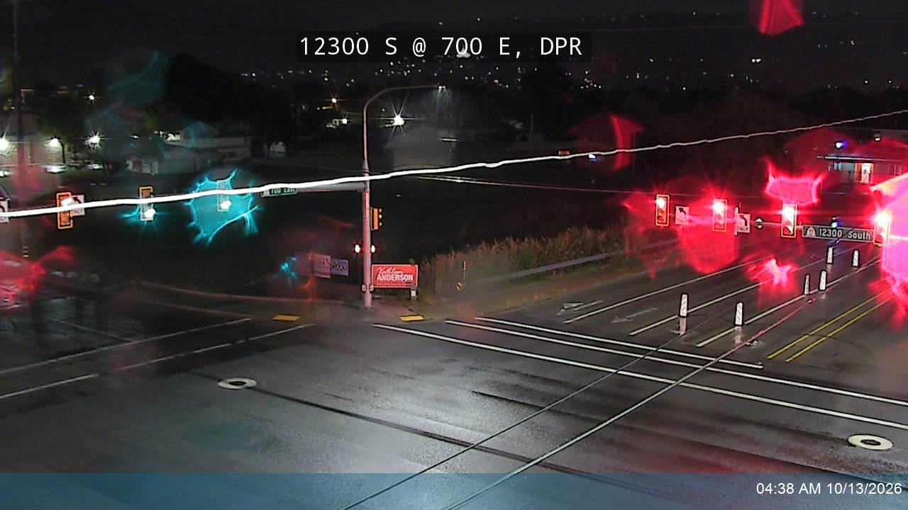 12300 S / SR-71 @ 700 E / SR-71, DPR live camera view