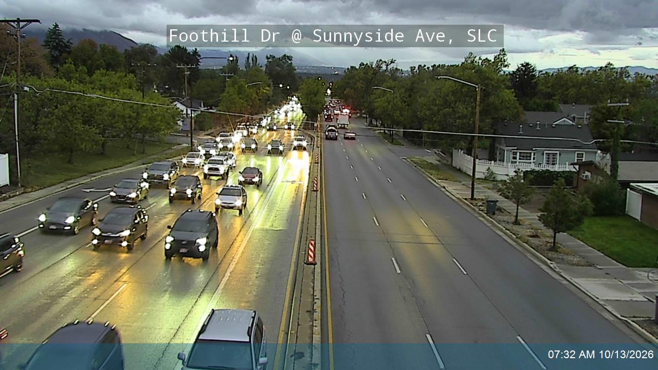Foothill Dr / Honorary Veterans Blvd / SR-186 @ Sunnyside Ave, SLC live camera view