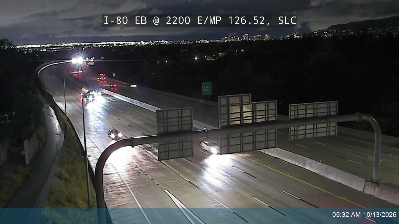 I-80 EB @ 2200 E / MP 126.52, SLC live camera view