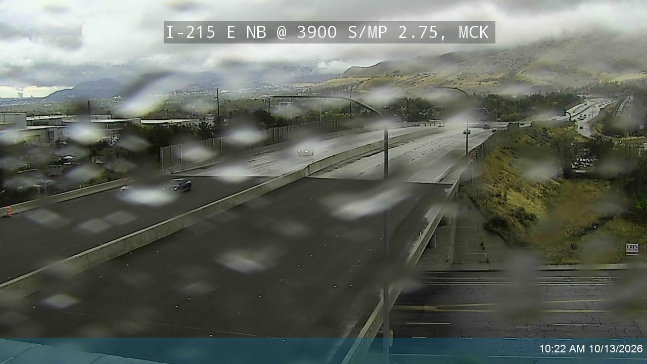 I-215 E NB @ 3900 S / MP 2.75, MCK live camera view