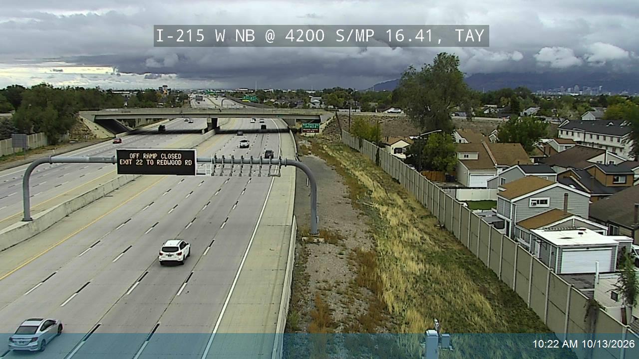 I-215 W NB @ 4200 S / MP 16.41, TAY live camera view