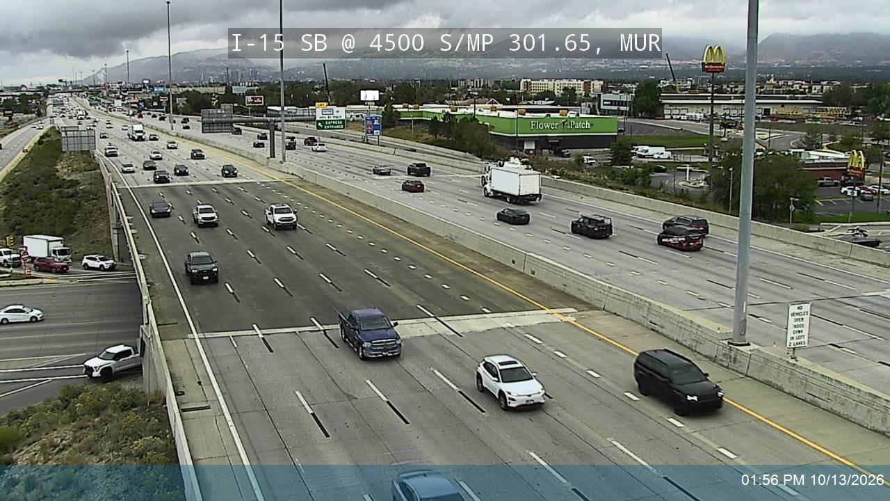 I-15 SB @ 4500 S / SR-266 / MP 301.65, MUR live camera view