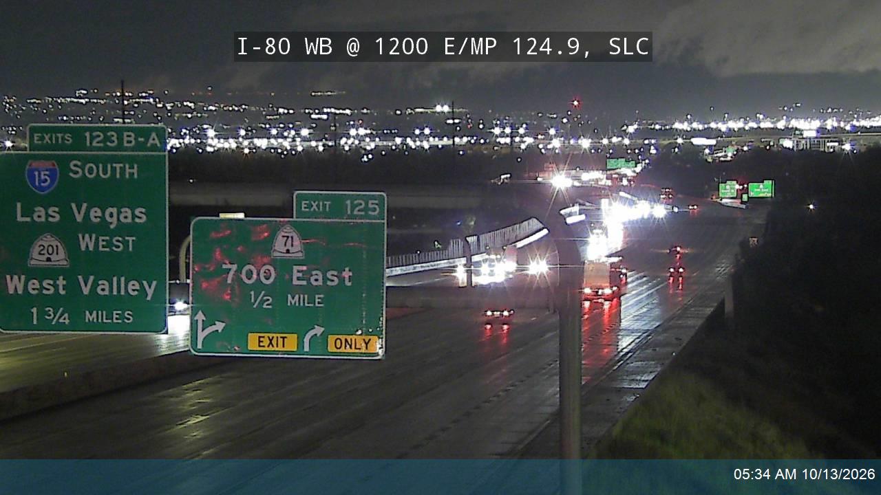 I-80 WB @ 1200 E / Highland Dr / MP 124.9, SLC live camera view