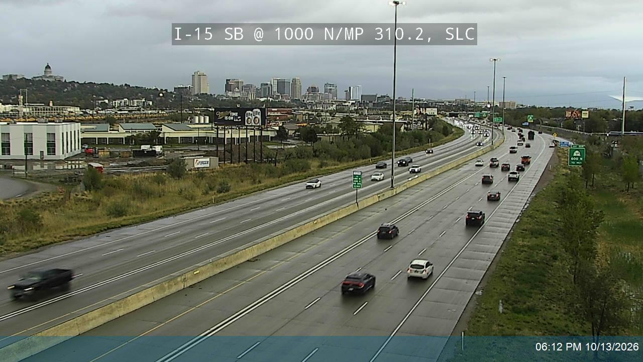 I-15 SB @ 1000 N / MP 310.2, SLC live camera view