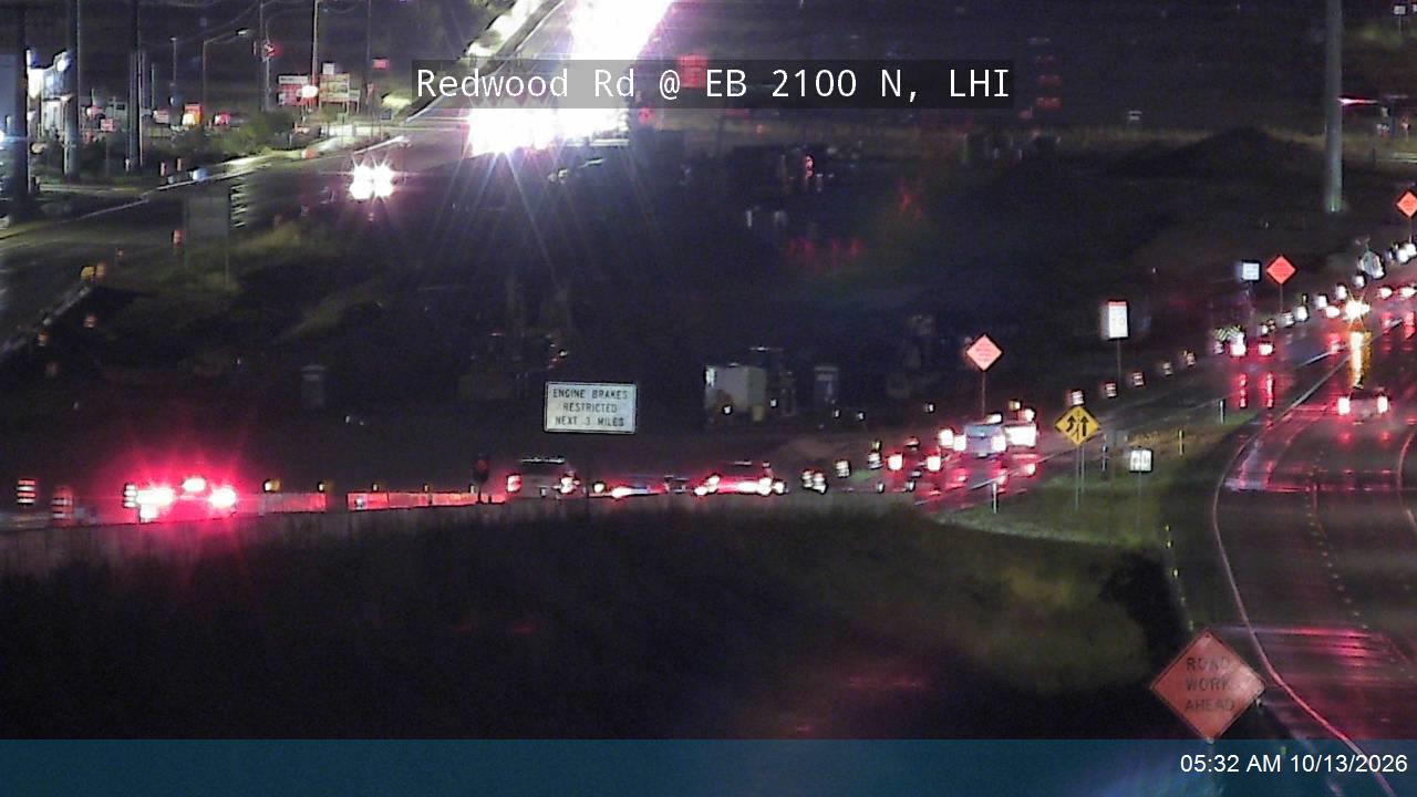 Redwood Rd / SR-68 @ EB 2100 N / SR-194, LHI live camera view