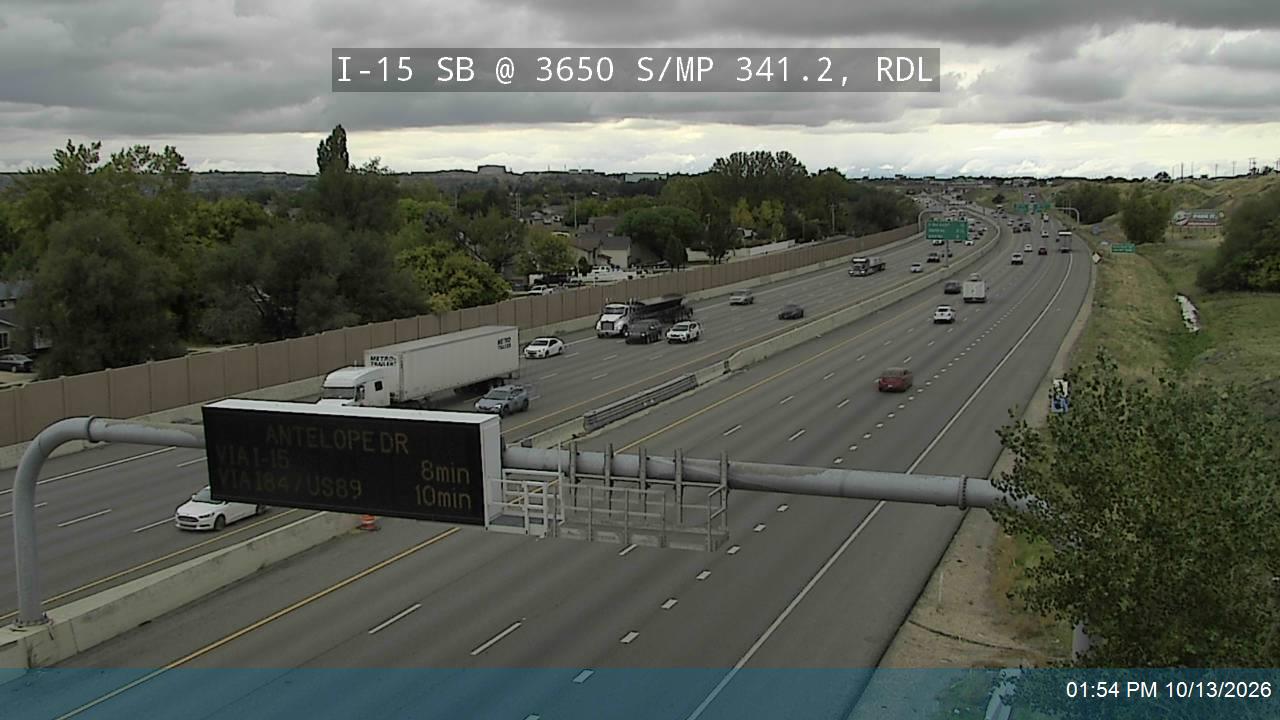 I-15 SB @ River Valley Dr / 3650 S / MP 341.2, RDL live camera view
