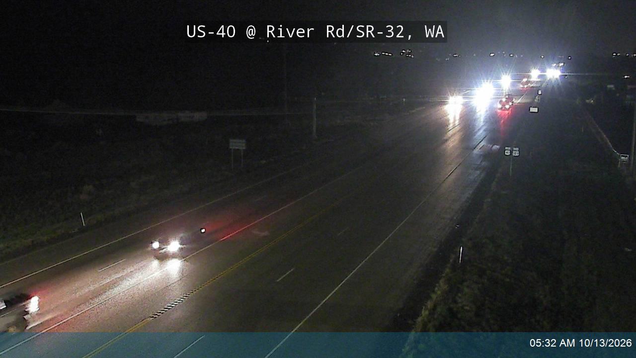 US-40 @ River Rd / SR-32 / MP 13.7, WA live camera view