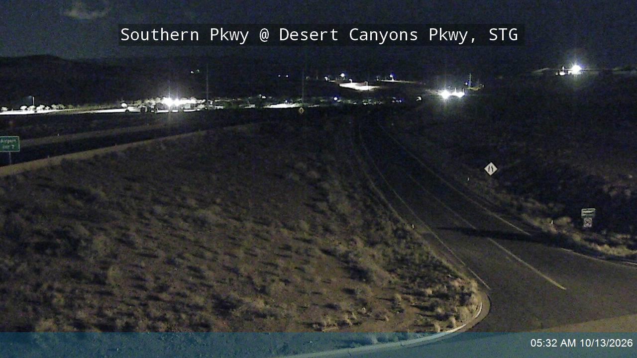 Southern Pkwy / SR-7 @ Desert Canyons Pkwy / MP 6.5, STG live camera view