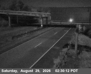 US-101 : South Of SR-20 - Looking North (C002) live camera view