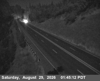 US-101 : North Ridgewood Grade - Looking North (C028) live camera view