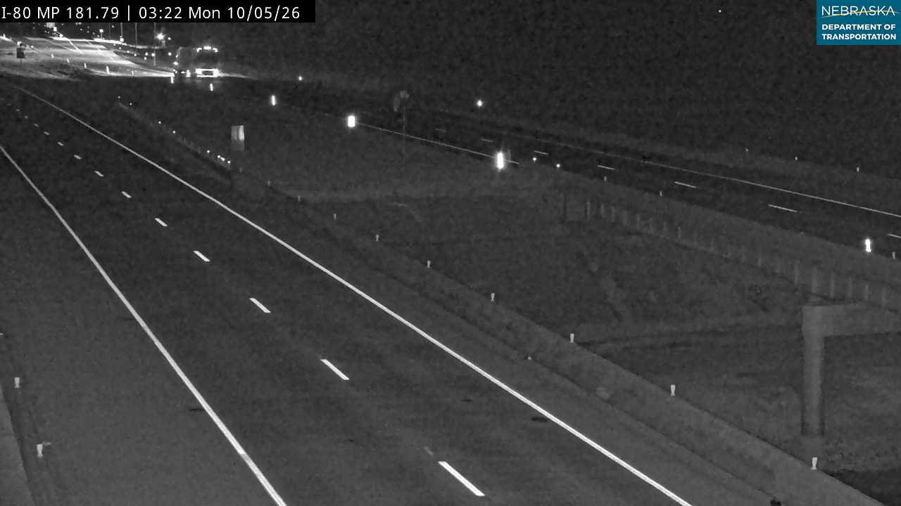 I-80 Bridge 181 E of North Platte (West) live camera view