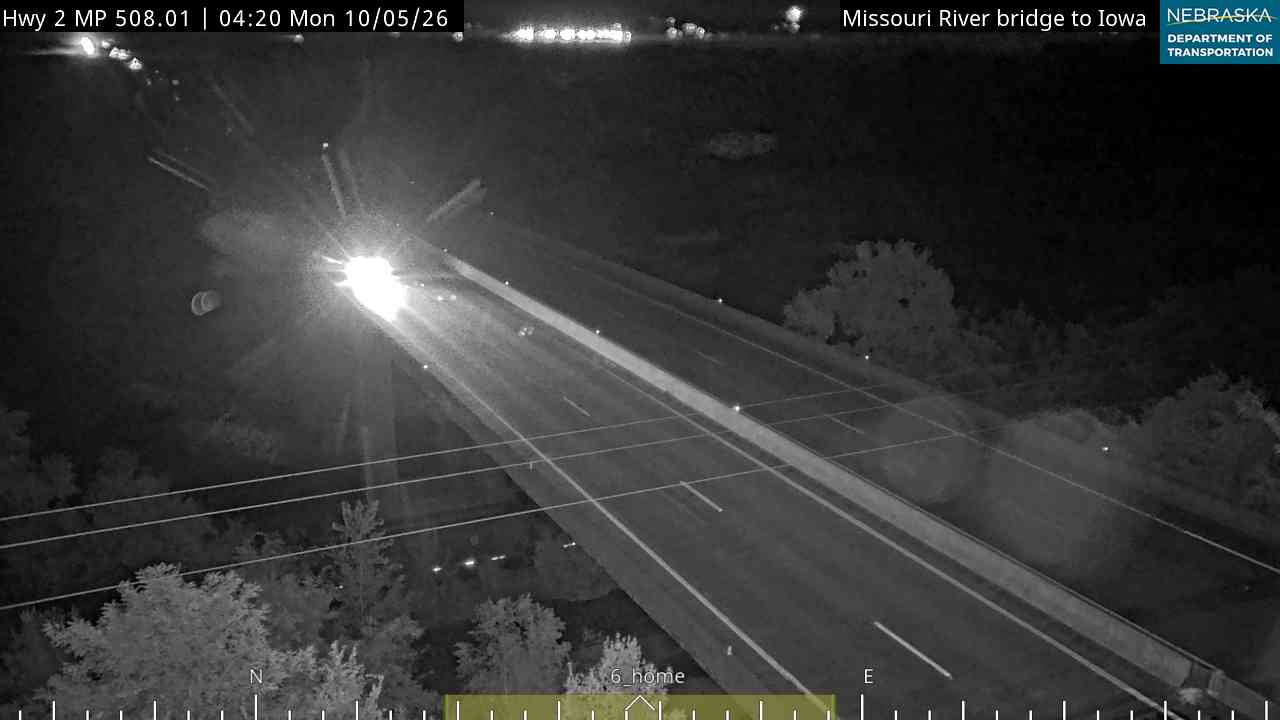 NE 2 Ne City River Bridge (Intersection) live camera view