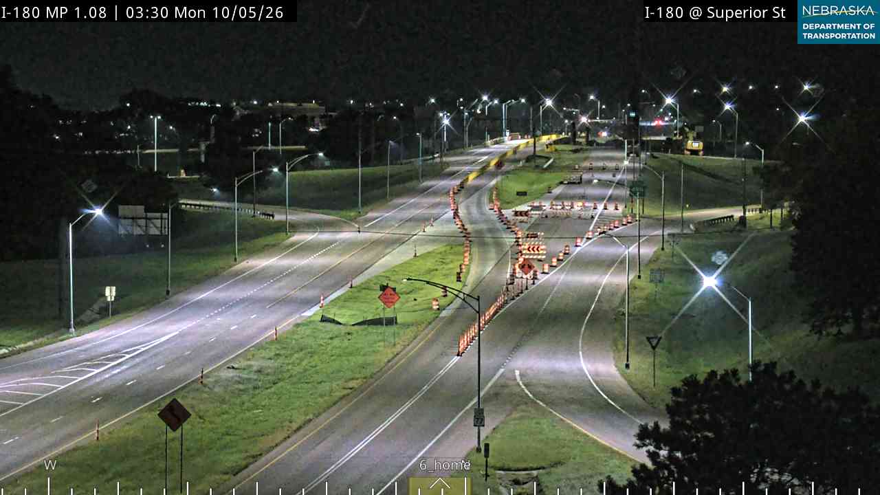 I-180 Superior St. (Various Views) live camera view