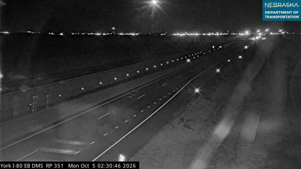 I-80 W of York (Interstate View) live camera view