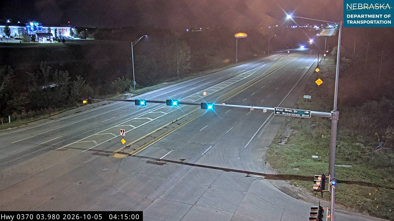 NE 370 Wickersham Blvd (Various) live camera view