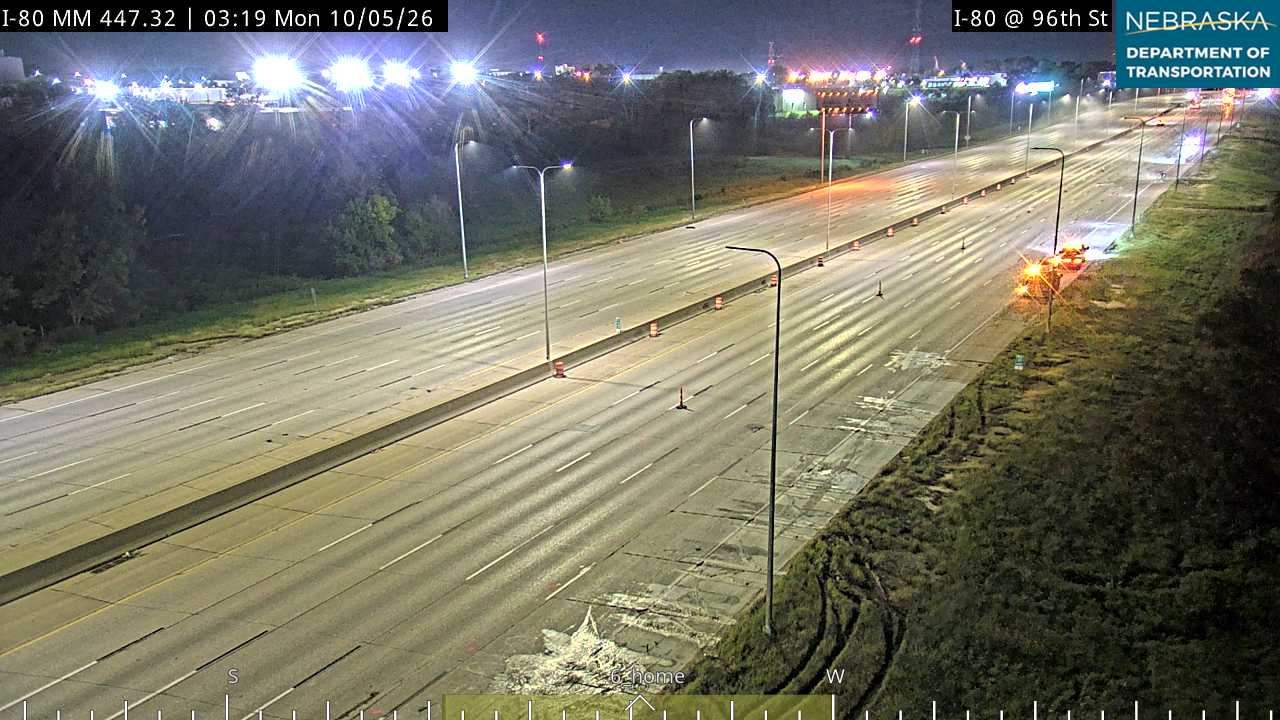I-80 Omaha 96th St (E and W Interstate) live camera view