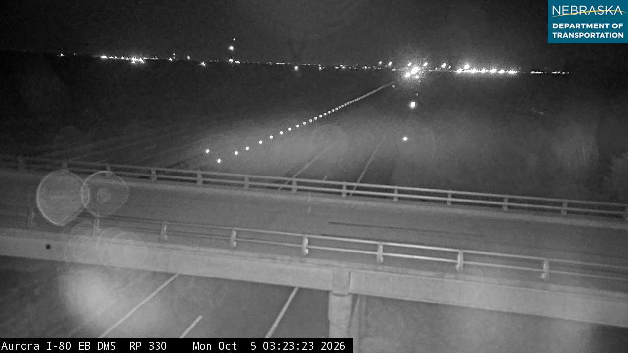 I-80 Aurora DMS (Interstate Views) live camera view