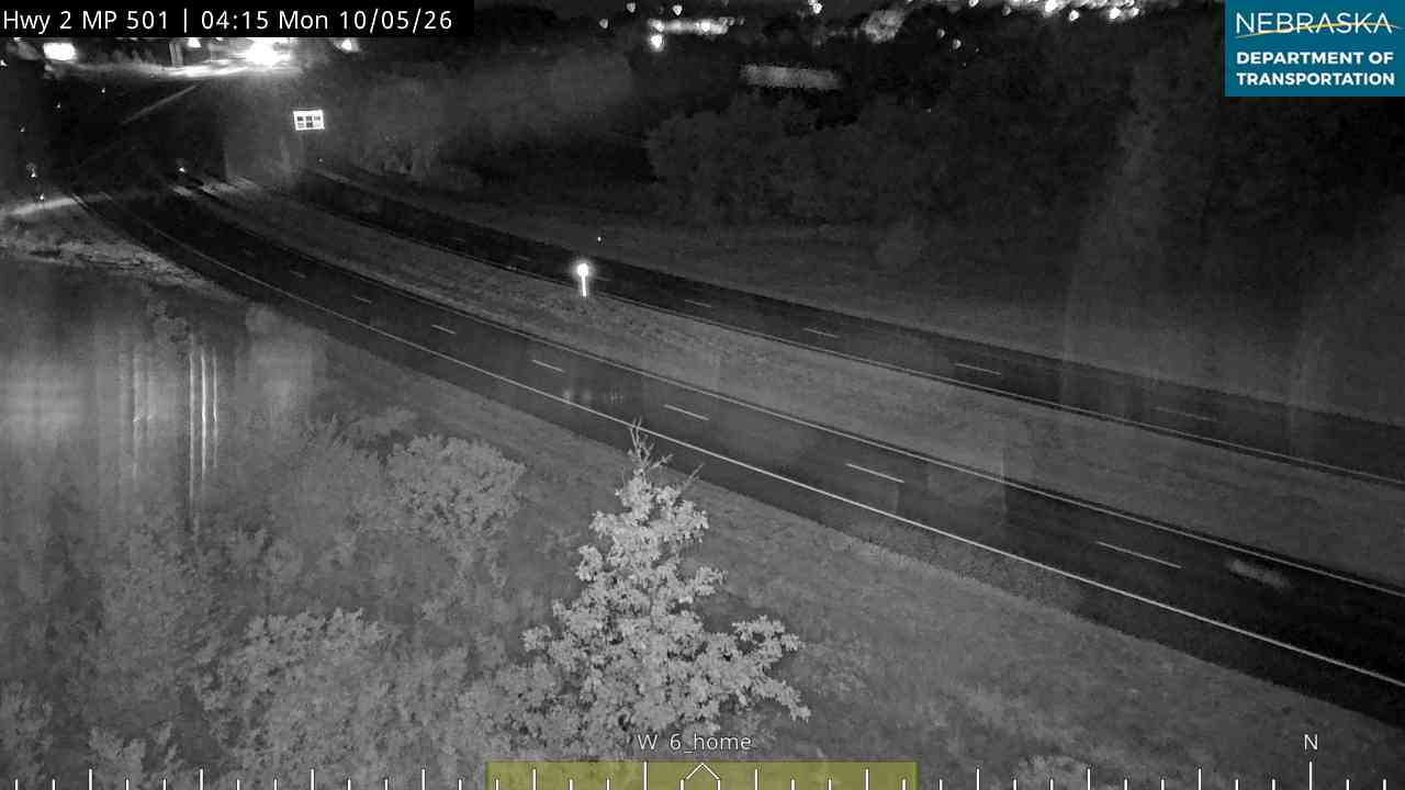 NE 2 Hwy 2 NE City (Intersection) live camera view