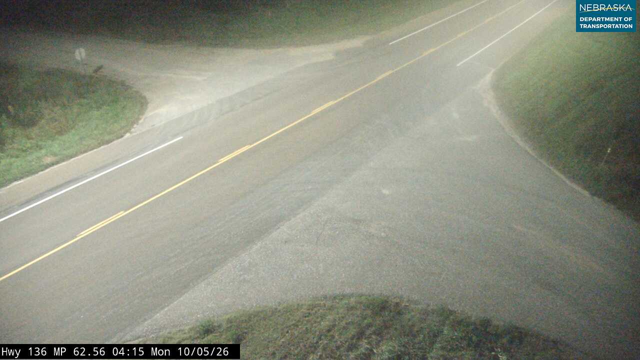 US 136 E of Riverton (Intersection) live camera view