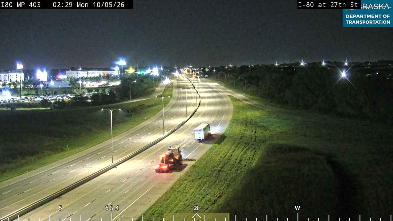 I-80 Lincoln Exit to 27th St. (Interstate View) live camera view