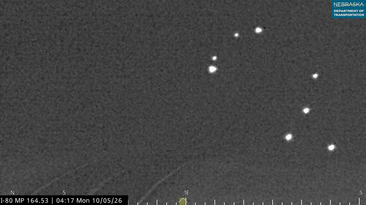 NE 92 Arnold East (Surface) live camera view