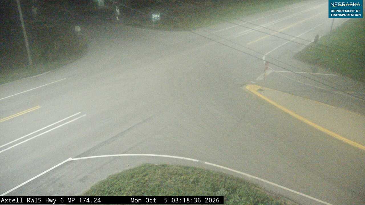 US 6 Axtell (Intersection) live camera view