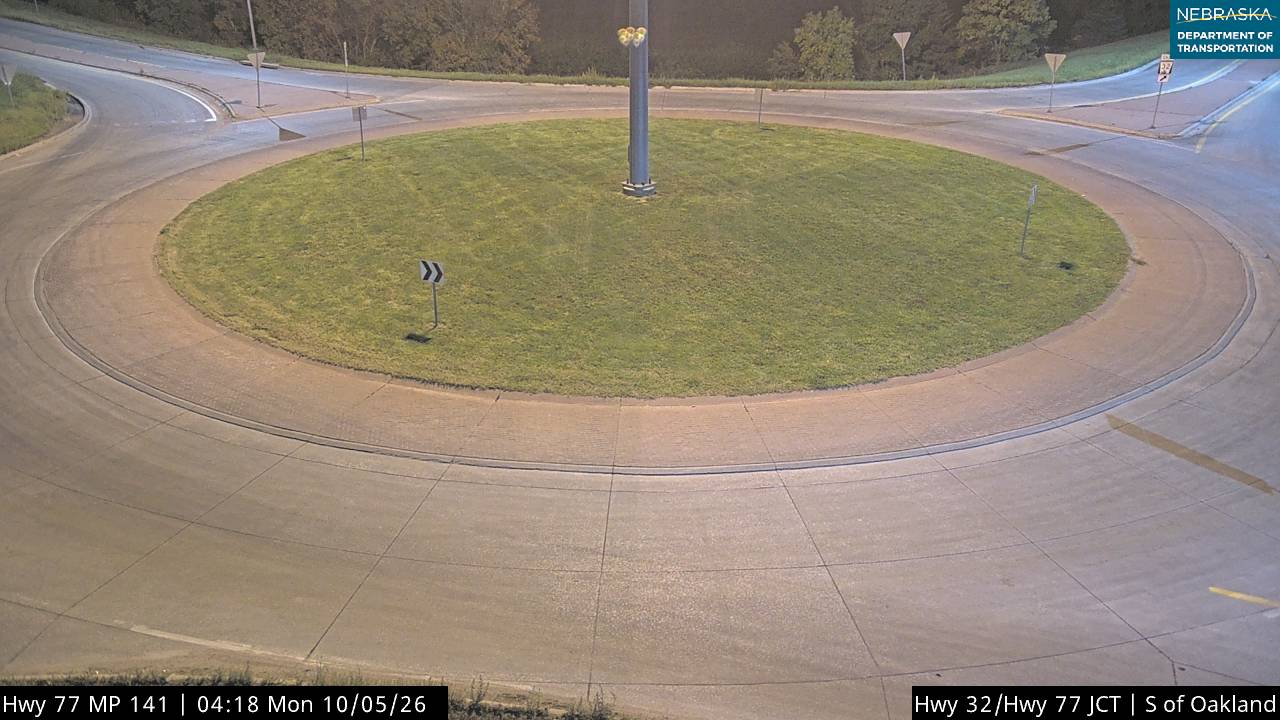 US 77 Oakland (Roundabout) live camera view